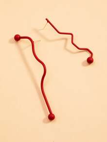 1 Pair Exaggerated Asymmetrical Geometric Decor Earrings, European And American Fashion Style - Red - View 3
