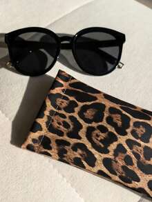 1pc Leopard Pattern Eyeglass Storage Bag(Free Eyeglass Cloth Included), Stylish Simple Flat-Top Glasses Fashionable Eyeglasses Fashion Glasses Storage Bag - Multicolor - View 2