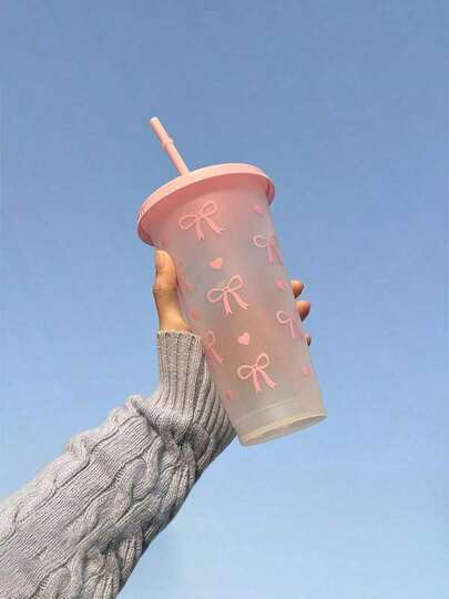 1个（700毫升）可爱粉色蝴蝶结塑料杯 - 带盖和吸管，可重复使用，适用于冰咖啡、水、果汁、苏打水，非常适合海滩、婚礼、生日、节日、母亲节、父亲节、派对、办公室、游泳池、活动、约会、返校季、户外运动水壶、户外和日常水壶，送给女性、男性和家人的礼物（注：本产品在运输过程中可能会有一些划痕，但不影响使用）