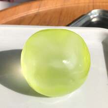 Pelota antiestrés de aceite de coco, de textura suave, divertida y fácil de moldear, mantiene la elasticidad, regalo ideal para cumpleaños, Navidad, Halloween, Pascua y diversas ocasiones - Multicolor - Ver 8