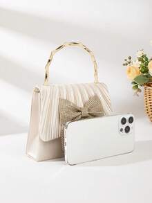 优雅褶皱缎面手拿包，饰以水钻蝴蝶结和金色手柄——婚礼和派对的完美之选 - 杏色 - 查看 3