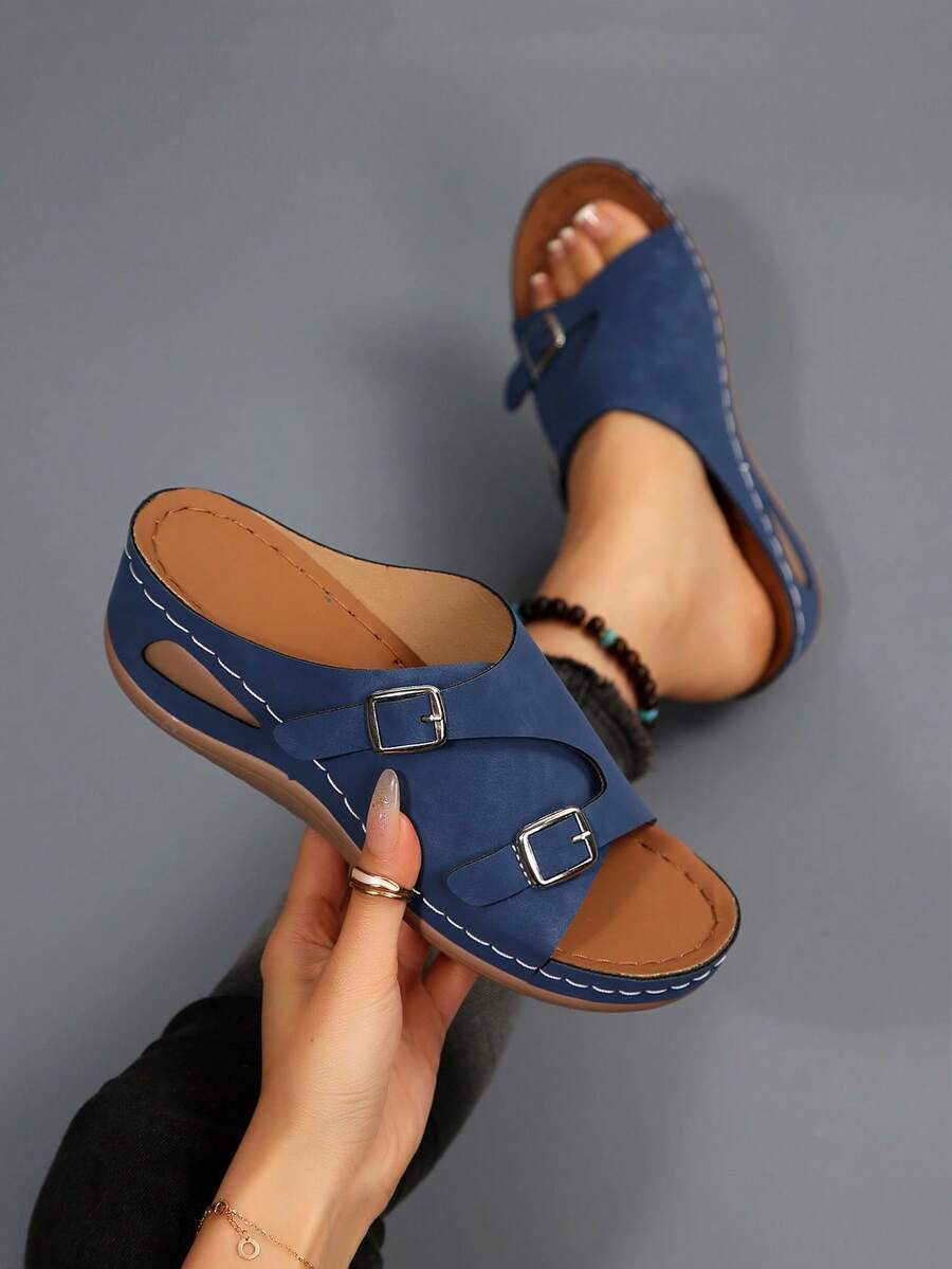 Summer New Comfortable Flat Non-Slip Beach Sandals, Casual Metal Buckle Fashion Versatile Open Toe Thick Sole Slides - Navy Blue - View 1