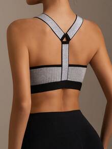 Runway Rest 1pc Women's Solid Color Comfortable Racerback Sports Bra - Grey - View 5