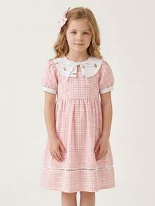 Hortênsia Girl's Dress With Puff Sleeves And Peter Pan Collar, Easter Striped And Checkered Pattern. - Màu Hồng baby - Xem 4