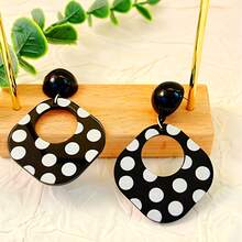 Vintage & Fashionable Minimalist Acrylic Black & White Polka Dot Geometric Drop Earrings - Bohemian Diamond & Gothic Style, Perfect For Parties, Vacations & Christmas - 黑色背景白色圓點 + 2 PCS - 查看 5
