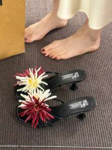 闪亮水钻蝴蝶结银色尖头细高跟鞋，女士套脚粗跟鞋 - 黑色 - 查看 5