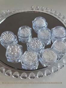 1盒白色珍珠美甲配件（大/小尺寸可選）– 3D珍珠 DIY美甲藝術與裝飾用 - 白色 - 查看 3