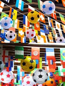 1 pieza, Balón de fútbol inflable, Pelota de playa decorativa inflable de PVC para piscina, Pelota deportiva acuática, Balón publicitario inflable, Copa Mundial, Balón de fútbol inflable para agua, Esencial para verano, playa, piscina, vacaciones y viajes - balón de fútbol inflable - Ver 6