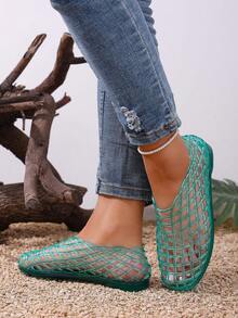 Dép xăng đan nữ bằng nhựa trong suốt, khoét rỗng, thoáng khí, thích hợp đi biển. - Màu xanh lam - Xem 4