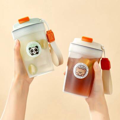 1个便携式水瓶，配有尼龙绳，塑料材质，容量350毫升，透明设计，可装牛奶、咖啡、茶等饮品，防漏设计，适合学生和成人使用，可用于学校、办公室、露营、野餐、旅行、徒步等各种场合。