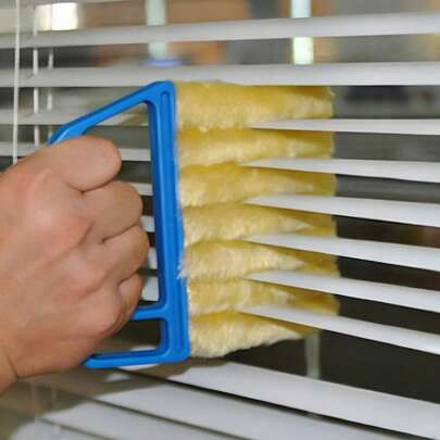 Bộ 2/1 chổi lau cửa sổ có thể giặt được với lớp vải microfiber giúp dễ dàng thu gom bụi và làm sạch rèm cửa. Dụng cụ cầm tay vệ sinh rèm/cửa sổ xe hơi, lỗ thông gió, chổi phủi rèm với lớp vải microfiber có thể tháo rời để vệ sinh tiện lợi, dùng cho máy lạnh, lỗ thông gió xe hơi, khe quạt, nhà cửa, trường học, khách sạn, dụng cụ vệ sinh dịp Giáng sinh.