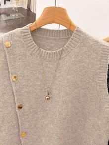 1 pieza Chaleco sin mangas de punto de unicolor con cuello redondo corto, diseño asimétrico con botones, accesorio de moda, chaleco versátil de punto para el verano - Caqui - Ver 5