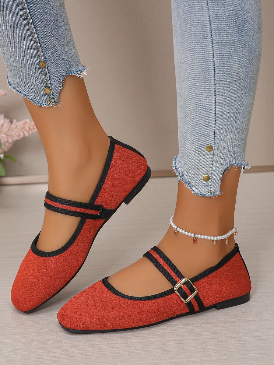 大码 35-43 春秋新款时尚亮片方头平底乐福鞋，休闲软底一脚蹬鞋，适合搭配连衣裙