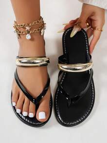 Women's Black Flip Flops, New Summer Minimalist Fashionable Versatile Flat Sandals For Dress, Beach - Black - View 2