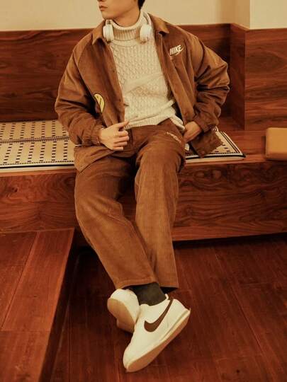 Nike 耐克字母印花领休闲夹克，驼色，男款