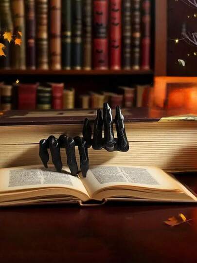 Horror Devil's Hand Bookmarks, Paw Plastic Crafts, Table Decoration Ornaments, Gifts And Daily Use.