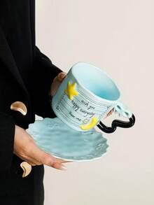 一套陶瓷咖啡杯，星形浮雕字母设计，独特的蝴蝶手柄，可爱的牛奶杯，适合生日派对、聚会、送礼，提升居家幸福感。 - 彩色 - 查看 4