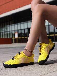 Zapatos descalzos para mujer adecuados para arroyo, playa, natación, fitness, senderismo, voleibol de playa, surf, antideslizantes, secado rápido - Amarillo - Ver 5