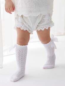 1 đôi tất mềm mại, thoáng khí kiểu công chúa có nơ cho bé gái, tất dài đến đầu gối khoét lỗ cho bé gái - Nhiều màu - Xem 1