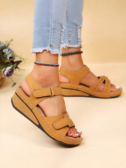 Summer New Platform Thick Bottom Casual Vacation Lightweight Comfortable Women Sandals