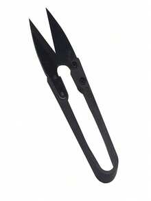 锯齿剪刀。是手工制作的理想之选，可用于在纸张、布料或皮革上剪出装饰性的锯齿边缘。锋利的锯齿刀片确保切口整齐且呈波浪状。舒适的手柄提供牢固的握持感，使其适合剪裁纸条，是DIY、剪贴簿制作、礼品包装、缝纫、剪刀、缝纫剪和DIY工具的理想之选。 - 黑色 - 查看 8