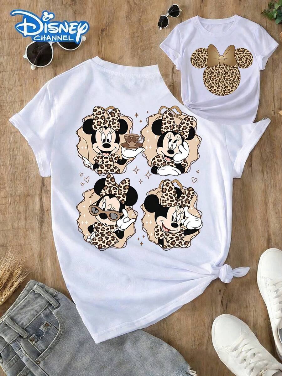 This -Licensed Women's Summer Cotton T-Shirt Features A  Head And Balloon Animal Patterns On The Front, Themed Around  2026 Journey, Creating A Lively Party Atmosphere. Perfect For Taking Photos At Disneyland, As A Travel Souvenir, For Everyday Casual Wear, Or For Matching Family Outfits. It Also Makes An Ideal Valentine's Day Gift For Friends And Family. A New Spring Style For Women, Comfortable And Skin-Friendly, Suitable For Outdoor Wear. - 白色 - 查看 1