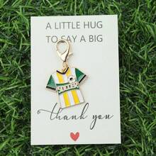 1件/8件套锌合金足球运动钥匙扣套装，冠军奖杯造型，是送给体育爱好者的完美礼物，经久耐用且时尚的包包挂饰钥匙扣配件，适合球迷聚会、体育纪念品等场合，是最佳礼物之选。 - 彩色 - 查看 4