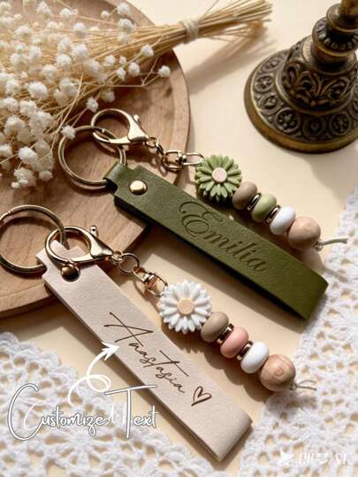 1 قطعة سلسلة مفاتيح مزينة بزهرة الأقحوان المخصصة | سلسلة مفاتيح زهرة عيد الميلاد القابلة للتخصيص | حلقة مفاتيح من الجلد المصنع | تميمة حقيبة مزهرية يدوية الصنع | هدية للعودة إلى المدرسة | هدية للصداقة | هدية عيد الأم/عيد الميلاد، مناسبة للنساء، موسم التخرج، وصيفة العروس، عيد المعلم، إكسسوار أنيق للمناسبات الخاصة، عيد الحب، رمضان، عيد الفطر