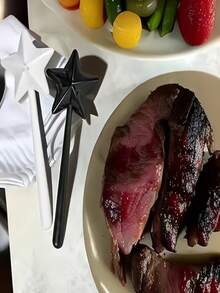 These Magical Seasoning Sticks, Star-Shaped Salt And Pepper Seasoning Sticks, Are Convenient To Use, Fun, Durable, Portable, And Very Suitable For Cooking. They Can Also Make A Thoughtful Gift. These Seasoning Sticks Can Enhance Your Kitchen Experience And Add Fun To Your Daily Life And Birthday Celebrations. - Pink - View 6