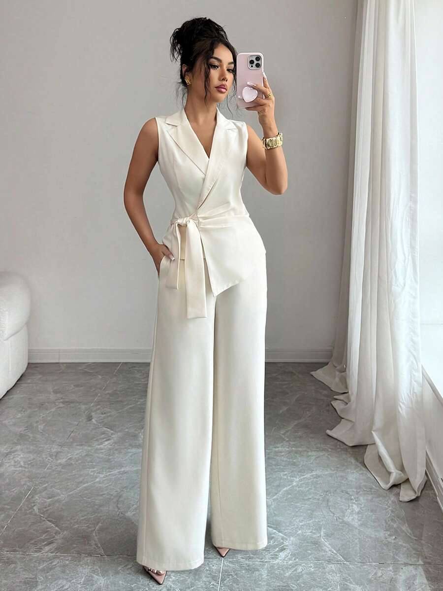 Conjunto de traje casual de mujer con top de chaleco con diseño de solapa superpuesta y retorcida, bajo asimétrico, y pantalones de pierna ancha, adecuado para el uso diario en primavera - crema - Ver 1