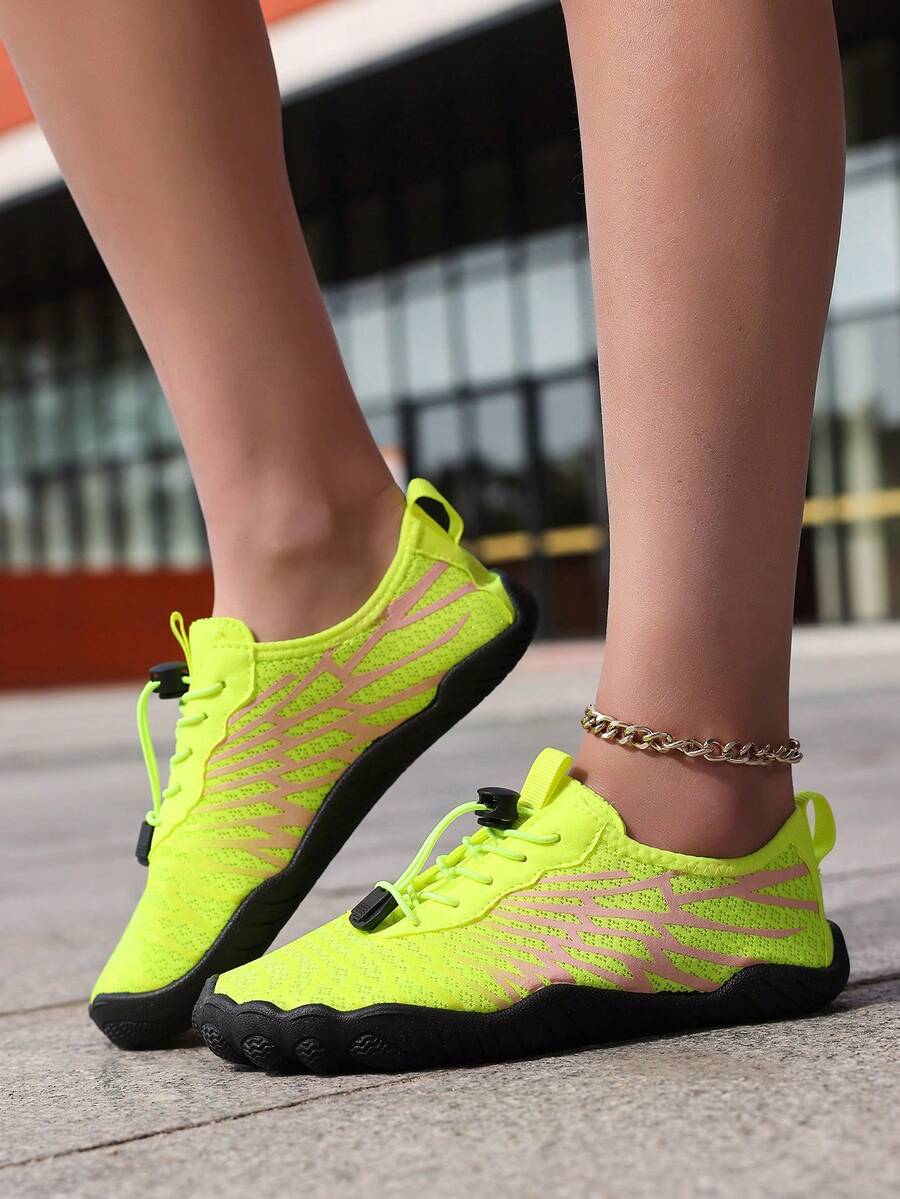 Women's Barefoot Shoes Suitable For Creek, Beach, Swimming, Fitness, Hiking, Beach Volleyball, Surfing, Non-Slip, Quick-Drying - Green - View 1