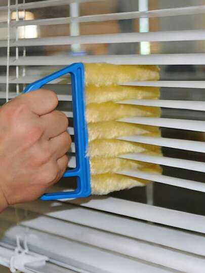 Bộ 2/1 chổi lau cửa sổ có thể giặt được với lớp vải microfiber giúp dễ dàng thu gom bụi và làm sạch rèm cửa. Dụng cụ cầm tay vệ sinh rèm/cửa sổ xe hơi, lỗ thông gió, chổi phủi rèm với lớp vải microfiber có thể tháo rời để vệ sinh tiện lợi, dùng cho máy lạnh, lỗ thông gió xe hơi, khe quạt, nhà cửa, trường học, khách sạn, dụng cụ vệ sinh dịp Giáng sinh.