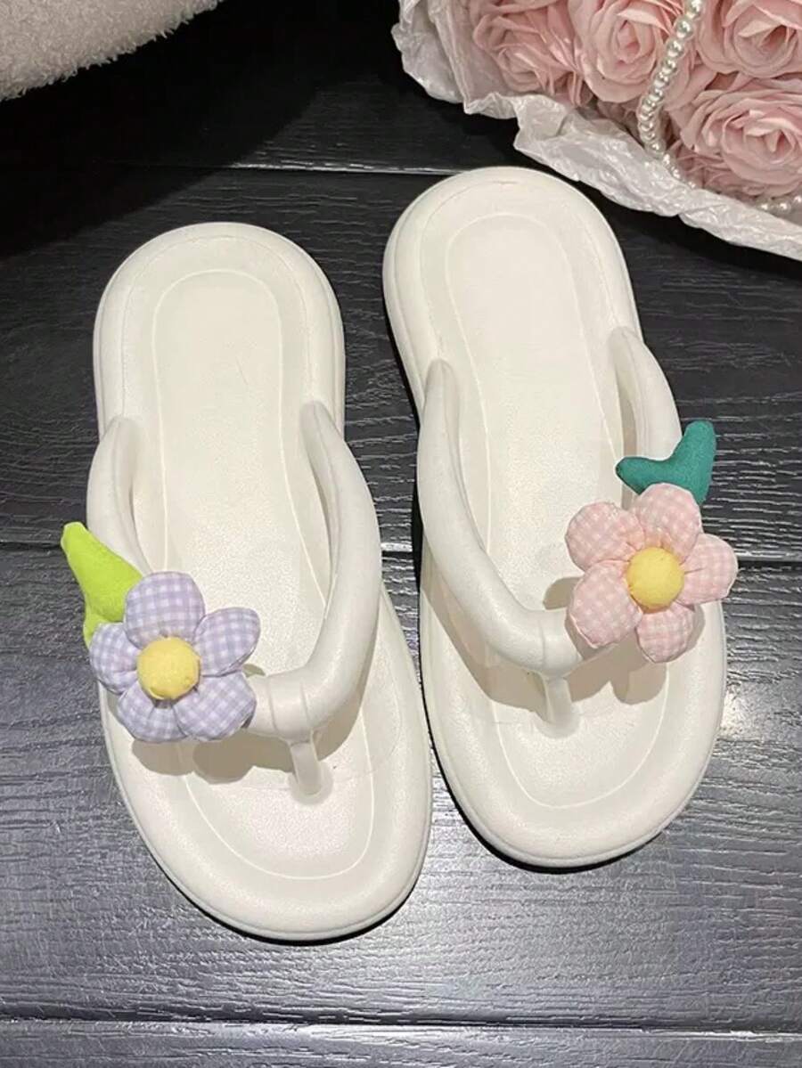 Soft Bottom Non-Slip Flip Flops, Breathable Lightweight Indoor Beach Slippers - White - View 1