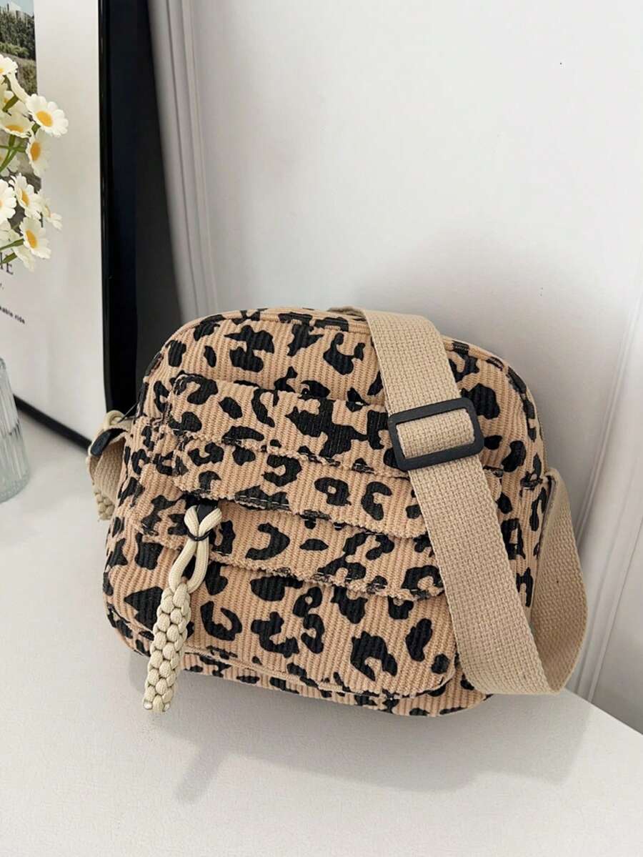 2026 Spring/Autumn New Fashionable Trending Crossbody Bag, Casual Retro Niche Shoulder Bag - Khaki - View 1