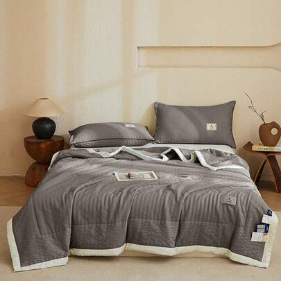 1 st. enfärgat sommartäcke i modern bubbelchiffongstil, lätt, sval, bekväm, mjuk sängkläder, maskintvättbar polyester, quiltad, lämplig för sovrum och gästrum alla årstider (kudde och örngott ingår ej)