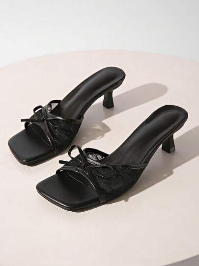 Sandales à talons hauts pour femmes, talons hauts en dentelle noire et maille, décoration de nœud, talons de chaton, nouvelle arrivée printemps/été, style minimaliste élégant, talons hauts à la mode et sexy convenant pour le bureau quotidien, les déplacements, les banquets et les soirées