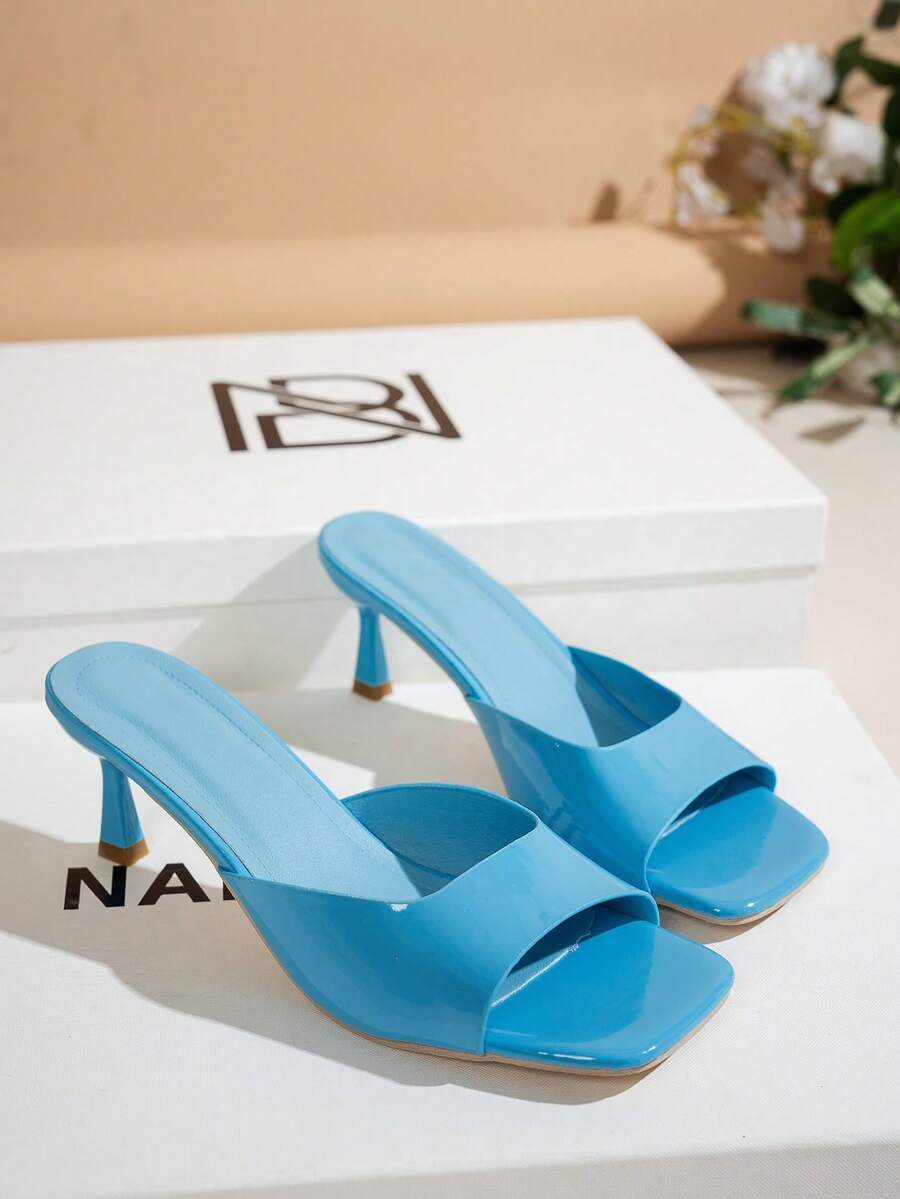 NANBEI ZUO Spring/Summer Vacation Wedding Event Elegant Fashion Versatile Square Toe Kitten Heel Blue Patent Leather Mule Open Toe Classic Women's High Heel Sandals