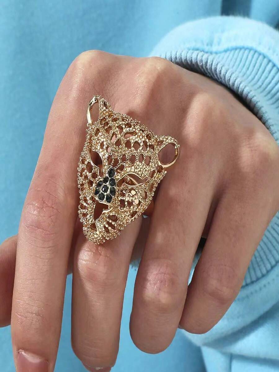 1件欧美夏季新款时尚男士霸气虎头戒指，个性化小众奢华食指戒指配饰