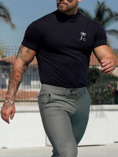 男士休闲椰树印花半高领短袖T恤，适合海滩和夏季穿着
