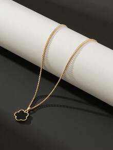 1pc Men's Fashion Black Lucky Clover Pendant Necklace, Gift For Boyfriend - Black - View 4