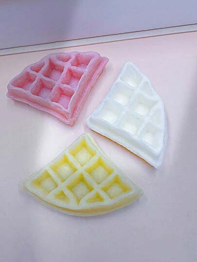 1个新款三角形华夫饼形硅胶模具，装饰品，节日礼物硅胶模具