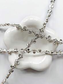 1 yarda Cadena decorativa con rhinestones, pegatina brillante de rhinestones adecuada para decoraciones de bodas y fiestas, y accesorios de vestidos de novia - Plateado - Ver 11