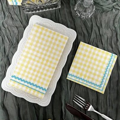 20张印花一次性纸巾，黄色格子图案大号印花手巾，可用作客人餐巾纸和饮料餐巾，三层，厚实柔软，适用于婚礼、新娘、生日、主题派对装饰、户外聚会等场合。