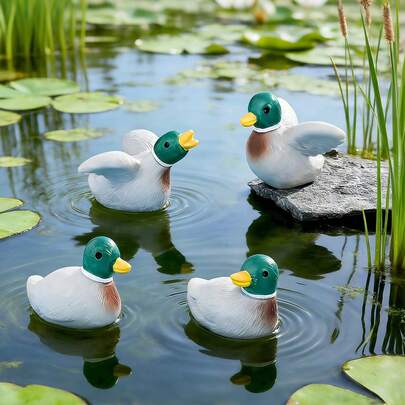 Bộ 4 tượng nhỏ hình vịt đầu xanh bằng nhựa, mô phỏng chim nước sống động, thích hợp trang trí sân vườn, bàn làm việc, xe hơi, phòng ốc, tái hiện khung cảnh ao hồ tự nhiên, mang đến vẻ đẹp thiên nhiên tươi mát và dịu nhẹ cho ngôi nhà và văn phòng của bạn, giúp bạn tìm thấy những khoảnh khắc yên bình và thư giãn giữa cuộc sống bận rộn hàng ngày.