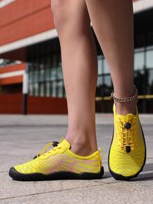 Zapatos descalzos para mujer adecuados para arroyo, playa, natación, fitness, senderismo, voleibol de playa, surf, antideslizantes, secado rápido - Amarillo - Ver 4