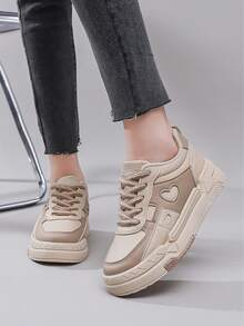 Women's Versatile Thick Sole Heart-Shaped Sneakers, Outdoor Casual Lightweight Low-Top Lace-Up Shoes - Khaki - View 4