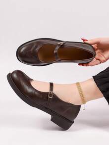 女士棕黑色口袋包覆圆头乐福鞋 - 棕色 - 查看 1