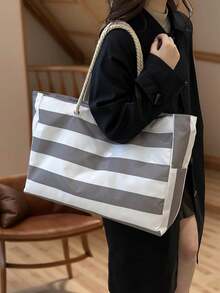 女士大号防水沙滩手提包，带拉链，防水防沙设计，适用于游泳池，随机图案，可作书包，便携大容量，适合青少年、女性、大学生、中小学生、高中生、户外、旅行、郊游、工作、商务、通勤、度假、购物等场合。 - 灰色 - 查看 6