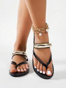 Women's Black Flip Flops, New Summer Minimalist Fashionable Versatile Flat Sandals For Dress, Beach - Black - View 3