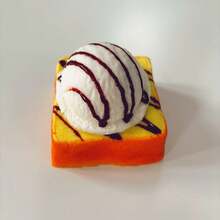 1pc Soft , Realistic Bread/Ice Cream/Cheese Shape, Stress Relief Squeezy , Perfect Gift - 巧克力口味 - 查看 10